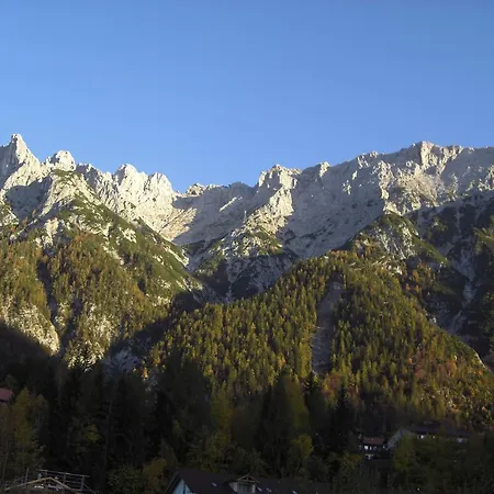 Ferienwohnung Viererspitzblick * Mittenwald